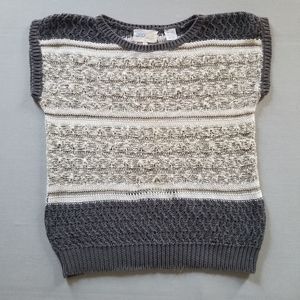 VTG shades of gray sleeveless knit sweater